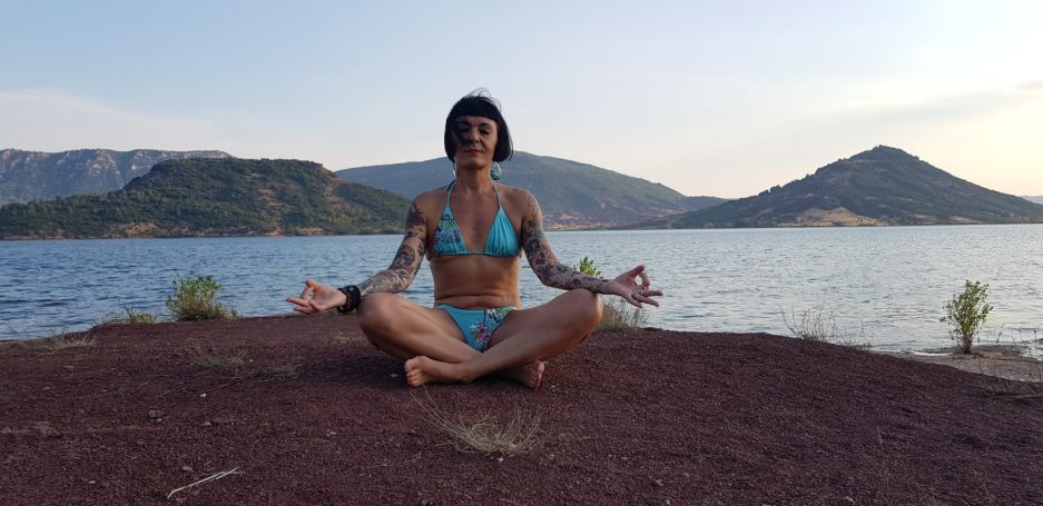 Yoga au Salagou