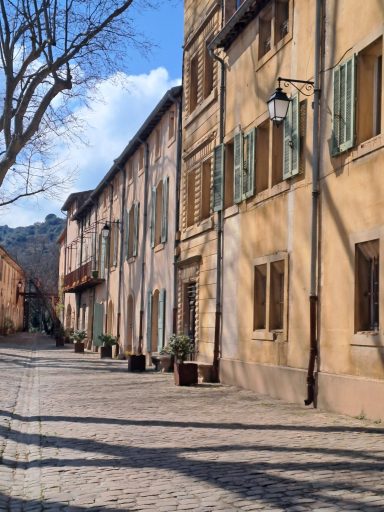 Rue principale de Villeneuvette